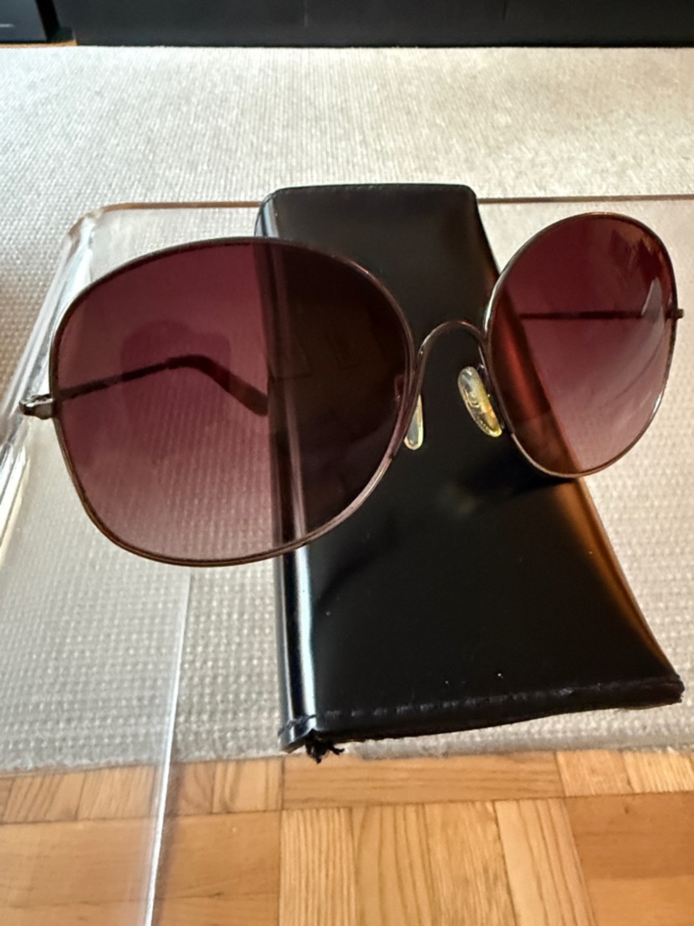 Marc by Marc Jacobs wire rim oversized sunglasses